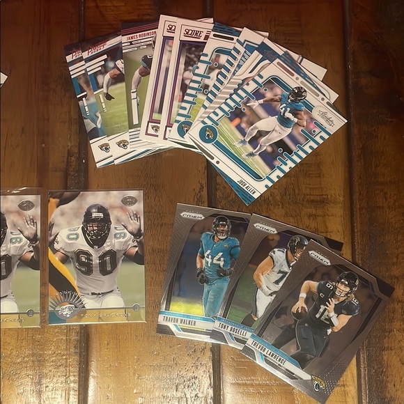 Jacksonville Jaguars NFL Football Trading Cards Collection - Picture 3 of 3